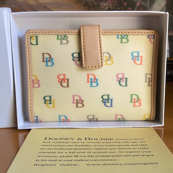 Dooney & Bourke Rare Rainbow Monogram Y2K It Girl Wallet - Picture 2 of 13